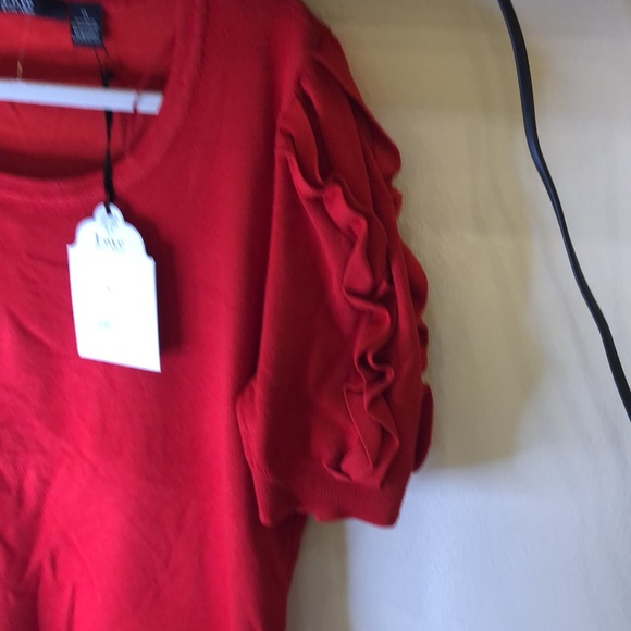 Love Ever After  Top with Ruffled Sleeves.   XL - Picture 5 of 8